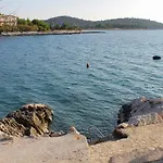 Apartment By The Sea - 7499
