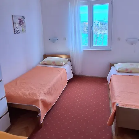 Apartman By The Sea - 7499 Rogoznica (Sibenik-Knin)