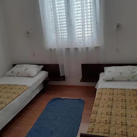 By The Sea - 7499 Apartman