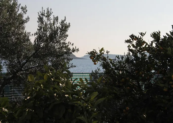 Apartamento By The Sea - 7499 Rogoznica (Sibenik-Knin)